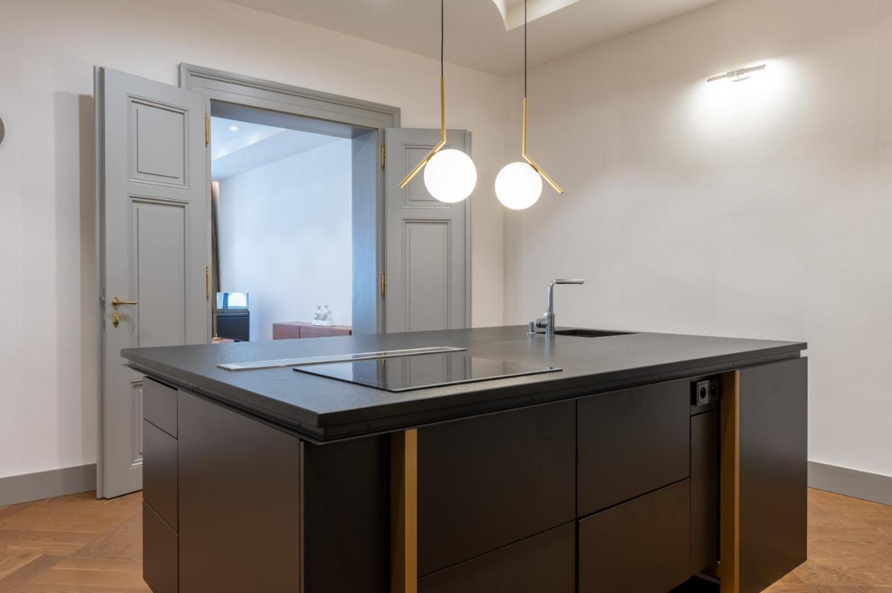Luxury Old Town Apt, Parking Daire Prag Dış mekan fotoğraf