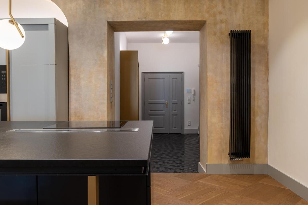 Luxury Old Town Apt, Parking Daire Prag Dış mekan fotoğraf